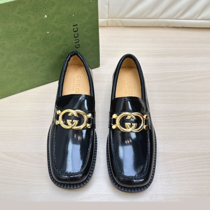 G*u*i leather shoes